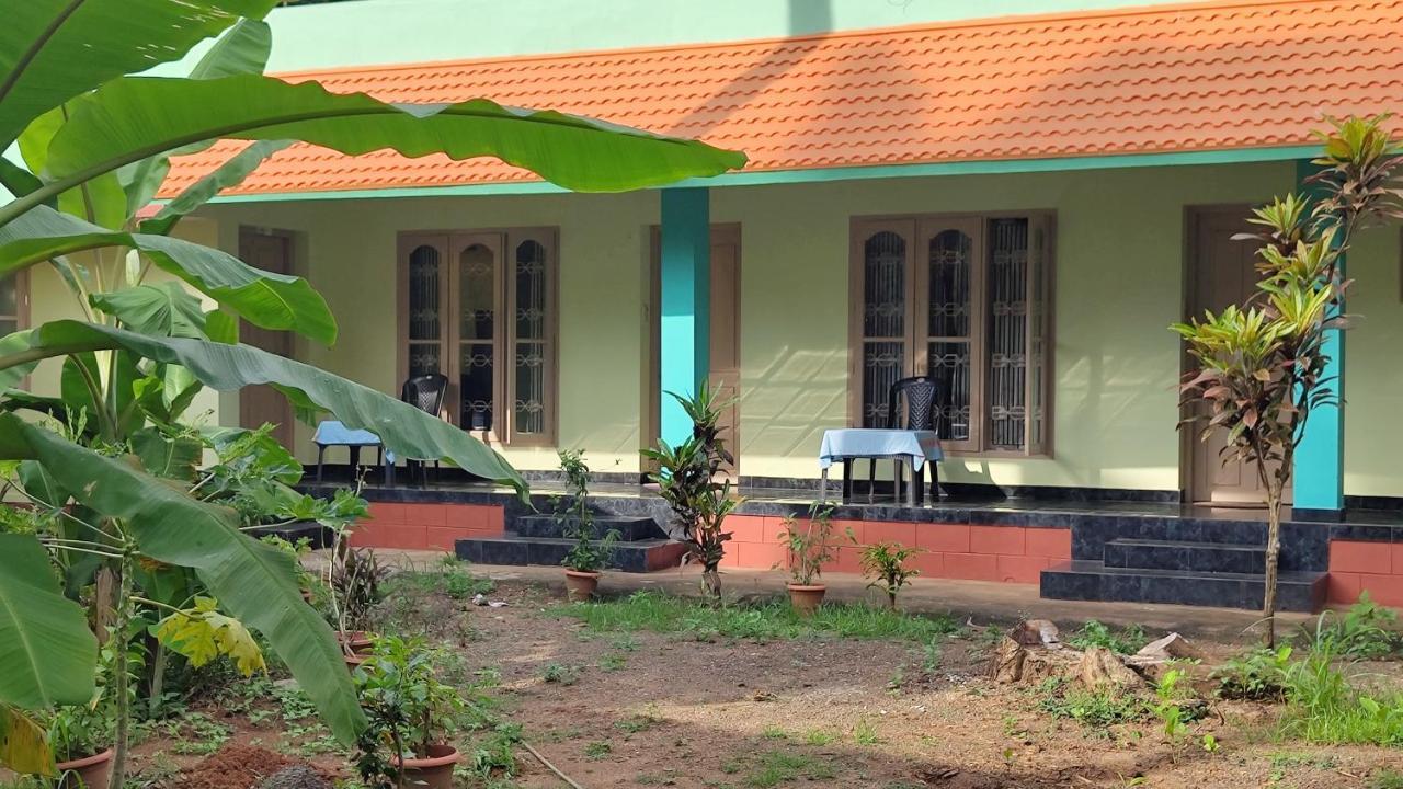 Hotel Greenland Thiruvananthapuram Buitenkant foto